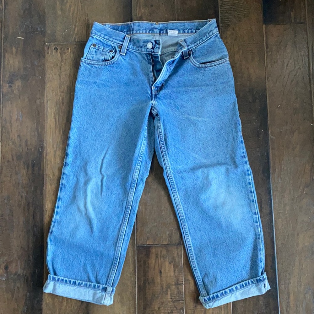 Red label Levi’s 550